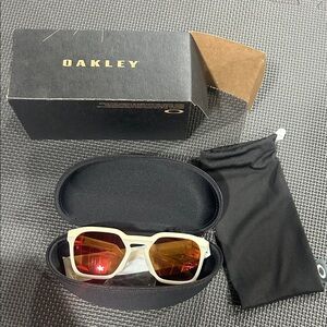 Oakley White Frame Sunglasses with Red Mirrored Lenses